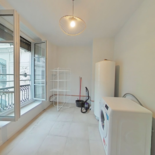  Annonces VAL DE SAONE : Appartement | LYON (69001) | 133 m2 | 2 600 € 