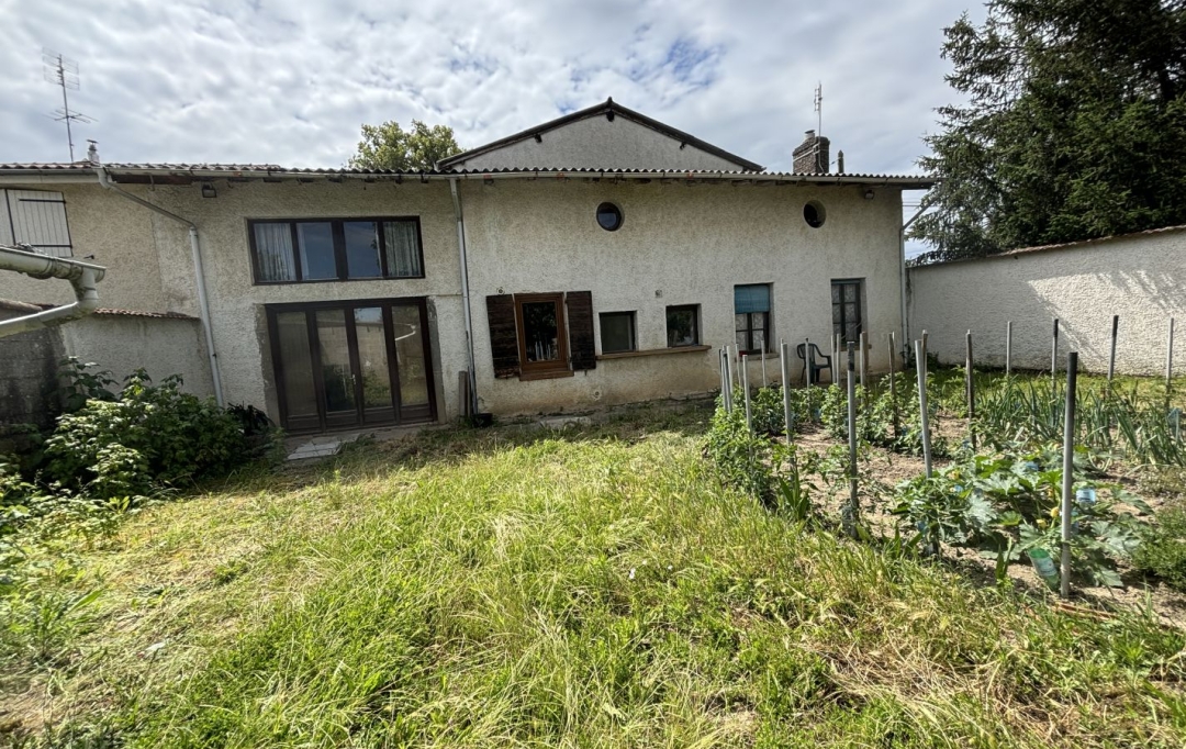 Annonces VAL DE SAONE : Maison / Villa | CAILLOUX-SUR-FONTAINES (69270) | 200 m2 | 330 000 € 