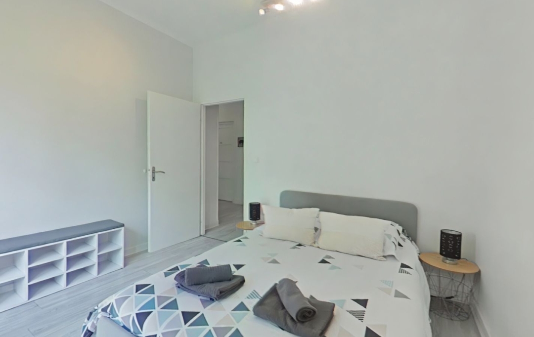 Annonces VAL DE SAONE : Appartement | VILLEURBANNE (69100) | 52 m2 | 1 050 € 