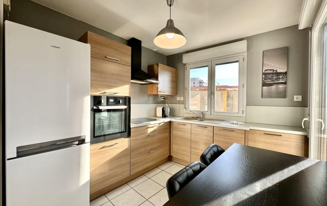 Annonces VAL DE SAONE : Autres | LYON (69007) | 43 m2 | 250 000 € 